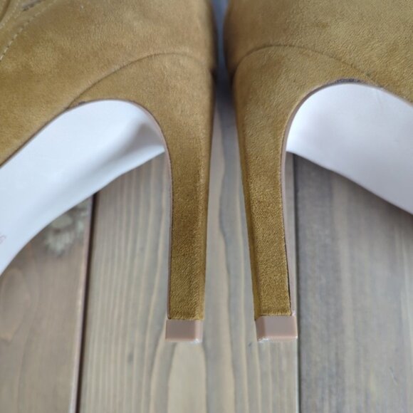 BCBGeneration Tan Faux Suede Western Ankle Boots - Picture 10 of 11